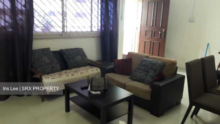 Tampines Street 42 thumbnail photo